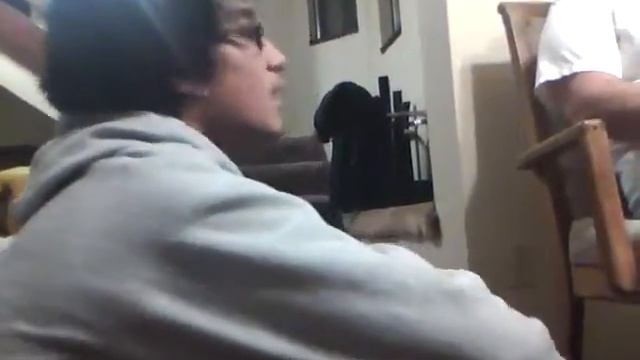 MAKANAS iPOD VIDEOS.mp4 смотреть онлайн