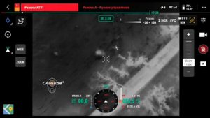 💥🛫⚡Пятая бригада 51 ОА, Курахово, филигранное поражение сбросом украинского коптера в полете.
