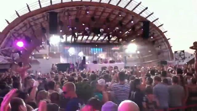 Swedish house Mafia - Calling @ Ushuaia Ibiza смотреть онлайн