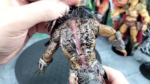 NECA Prey Ultimate Feral Predator Figure Review!