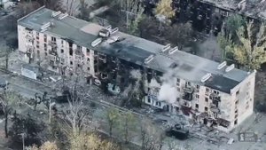 FUERZAS ESPECIALES DEL EJERCITO DE UCRANIA CON MINAS ANTITANQUES