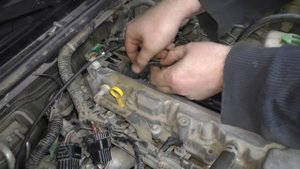 M13 Suzuki Jimny    периодически дергается и глохнет