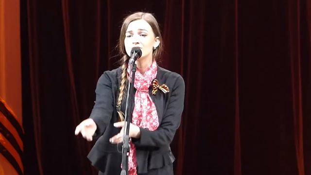 О. Чернов. "Рябина". Исполняет Светлана Немцева
