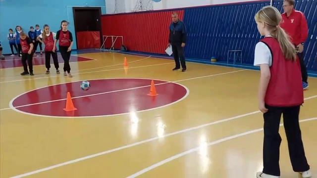 #футболвшколе МЫ В ИГРЕ девочки 4 классы