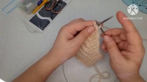 Повязка на голову⧸связана спицами объёмным узором..