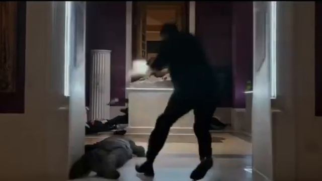 John Wick 2: fight in the museum but the main theme is Roller Mobster смотреть онлайн