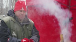 НЛО и ёлки. Пролетая на ёлочными базарами Юг-Леса. 2012 год