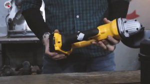 Обзор аккумуляторной болгарки DeWALT DCG412M2