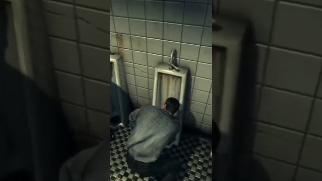 ФУУ! СВЕЖАЯ МОЧА Витто Скалетта чистит туалет в игре Mafia 2