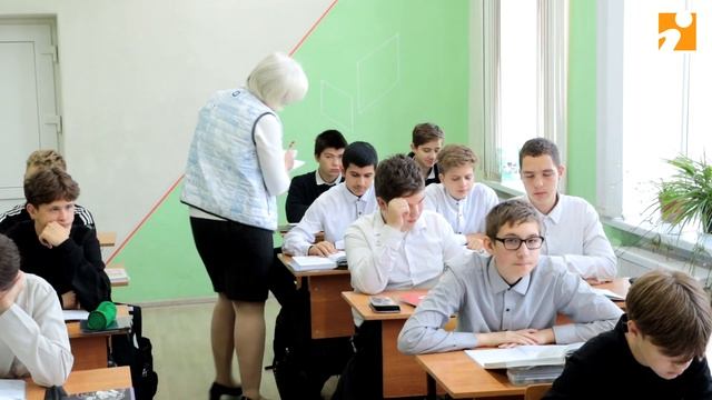 Династия под музой знаний: в Тверской области преподает учитель из древнего рода педагогов смотреть онлайн