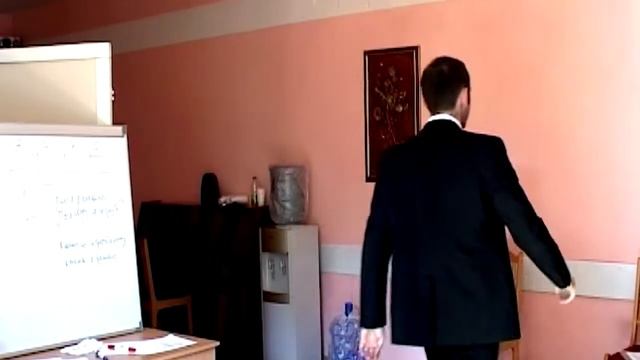 Инструменты установление контакта в продажах. Комплименты в продажах. Тренинг продаж