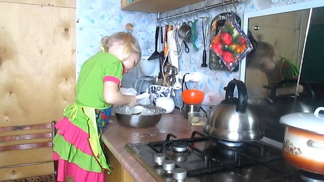 Один из дней нашей семьи//без комментариев//деревенские будни смотреть онлайн