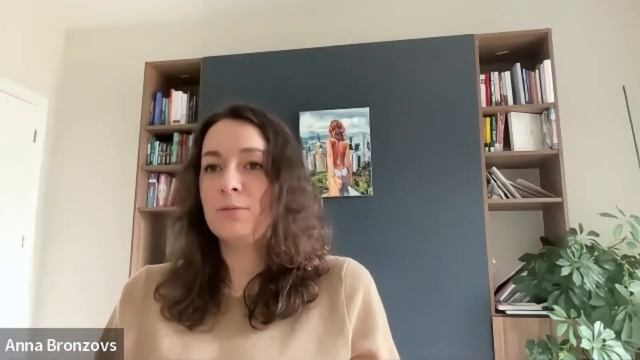 Как петь без страхов и стать уверенным на сцене?