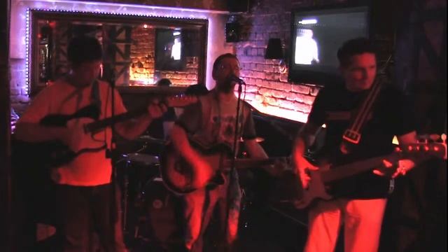 группа "ПОТЕРЯННОЕ ПИВО" в МОСКВЕ, песня "Гоним мы" смотреть онлайн