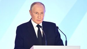 Владимир Путин выступил на XIII съезде Федерации независимых профсоюзов
России_ФНПР