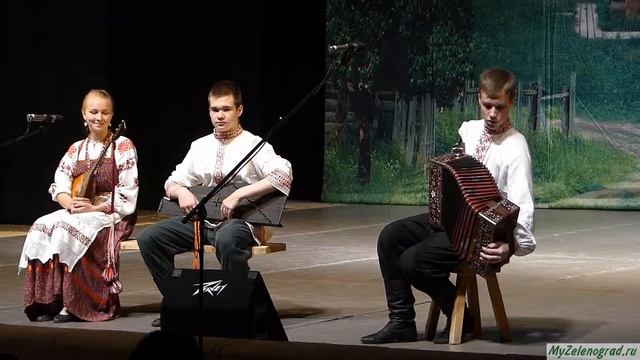 Цыганочка. Исполняет Иван Шампуров (гармонь)