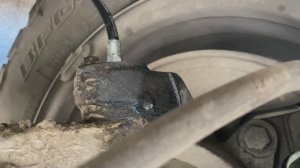 Замена масла в гидравлическом домкрате |Шприцевание шкворней