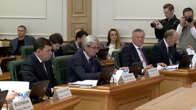 В план-график догазификации на 10-летний период внесены дополнительно 20 тысяч домов свердловчан смотреть онлайн