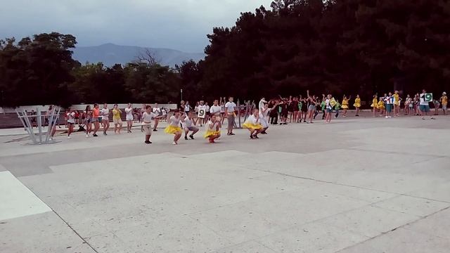 Студия АКТЕР в лагере НИВА. Танцевальныи марафон  Представление отрядов