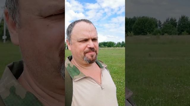 Меня окружило разноголосая песнь триммеров.