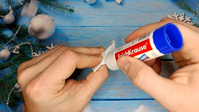 Объемные снежинки из бумаги. Красивые поделки для Нового Года
