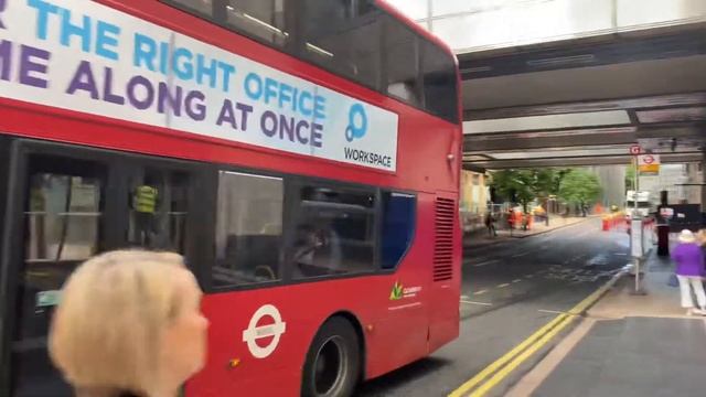 Last Day of GAL operation - Go-Ahead London EHV3 (BJ15TWL) on Route 135 to Old Street Station смотреть онлайн