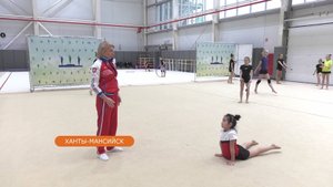 Югорский тренер готовит воспитанниц на Кубок Югры по художественной гимнастике