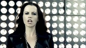 Dolores O'Riordan - When We Were Young (HD)