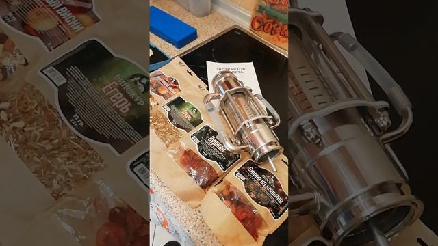 Ещё одна игрушечка к моему самргонному аппарату - экстрактор Сокслета. Уже не терпится попробовать.