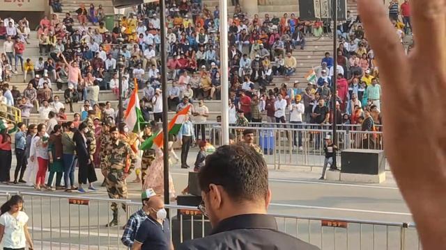 Bagha border Jammu Kashmir смотреть онлайн