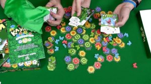 Открываем настольную игру "Клумба"