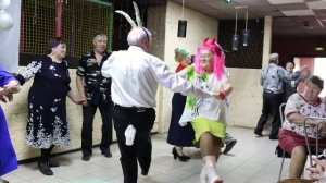 танец-игра "Давай, коза, попрыгаем!"