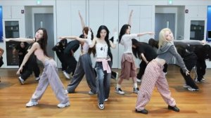 ITZY (있지) - 'GOLD' dance practice mirrored