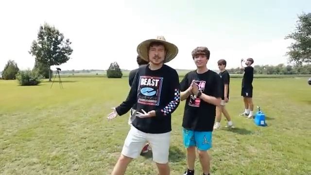 Я подарил 40 машин 40,000,000 подписчику смотреть онлайн