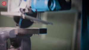 Аккумуляторная циркулярная пила по металлу MAKITA DCS 553