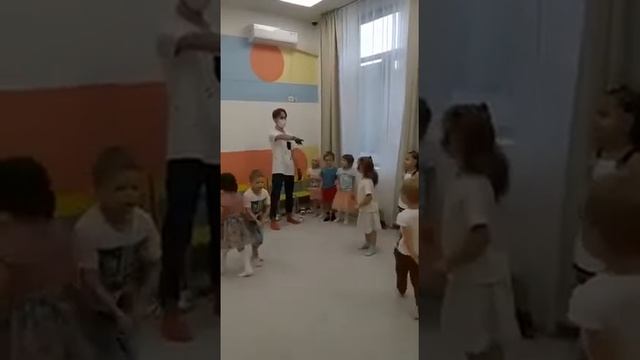 Актерское мастерство с Егором Комаровым во Френдли Сити смотреть онлайн