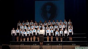 "Стрекотунья-белобока" (П. Чайковский - А. Пушкин). Хор  "Родник" (ДМШ им. М. П. Мусоргского)