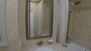 Как сделать рамку для зеркала в ванной.