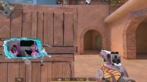 УЧУ ДЕВУШКУ ИГРАТЬ В STANDOFF 2 И ДЕЛАЮ ИЗ НЕЕ КИБЕРСПОРЦМЕНШУ