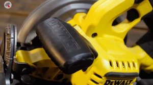 Обзор аккумуляторной циркулярной пилы DEWALT DCS576N FLEXVOLT