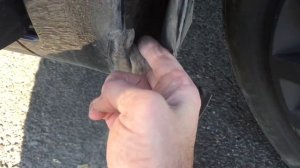 Лада Веста мусор собирается в крыле Lada Vesta