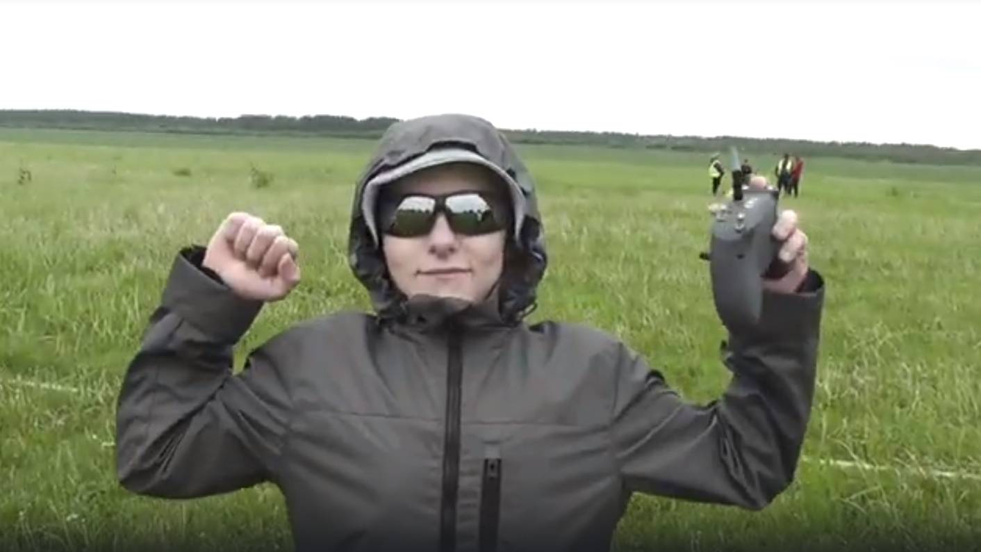 Команда авиамоделистов клуба "Юный авиатор" на городских соревнованиях. смотреть онлайн