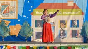 "Россия моя". Исполняет Дарья Мордвинцева