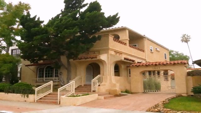 Spanish House Plans With Flat Roof - Gif Maker DaddyGif.com (see description) смотреть онлайн