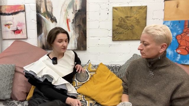 Интервью с Александрой Назаровой. Студия Держи кисть. Обучение рисованию взрослых с нуля в Саратове