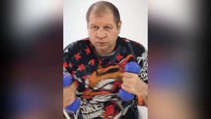 ЕМЕЛЬЯНЕНКО ВЫШЕЛ ИЗ ЗАПОЯ С ТРУДОМ ДВИГАЕТЬСЯ ВЫГЛЯДИТ БОЛЕЗНЕННО