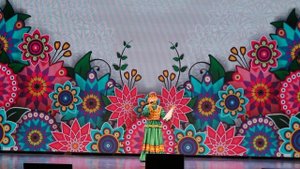 "Чернявая моя, чернобровая моя"