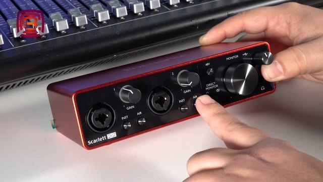 Focusrite Scarlet 2i2 Studio смотреть онлайн