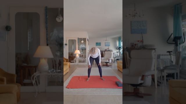 2 TRIANPLES ET BASTRIKA POUR SENTIR LA FORCE EN NOUS смотреть онлайн