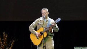 "Споём, братишка!" Поет Андрей Лященко (Гран-при X фестиваля "Виват, Победа!", член жюри)